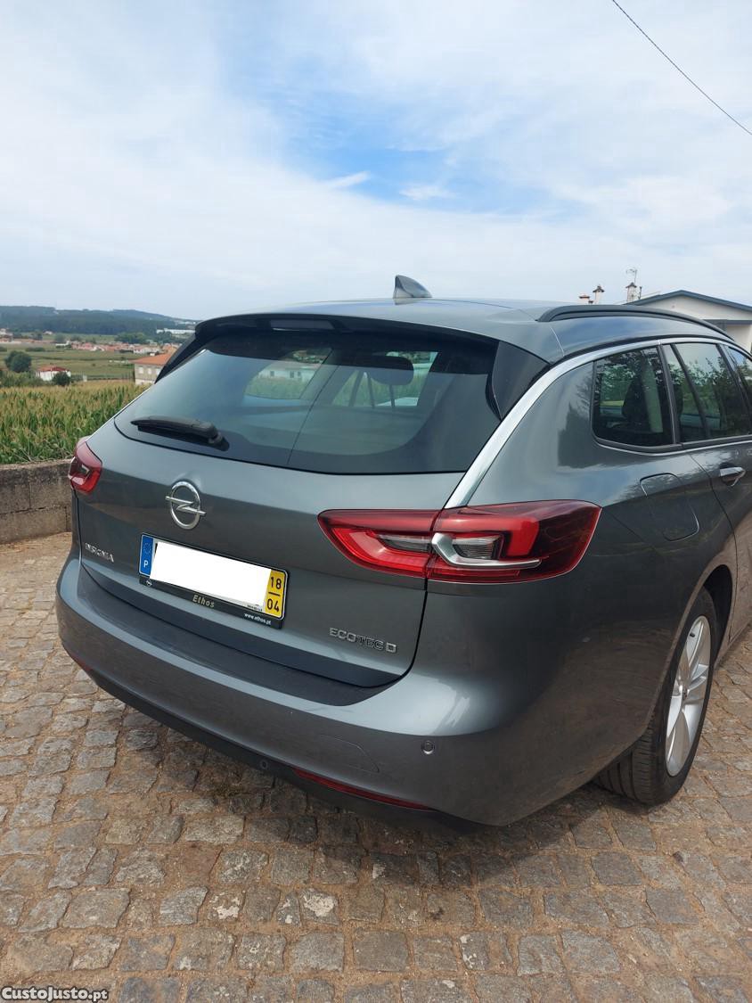 Opel Insignia Sports Tourer — photo 2