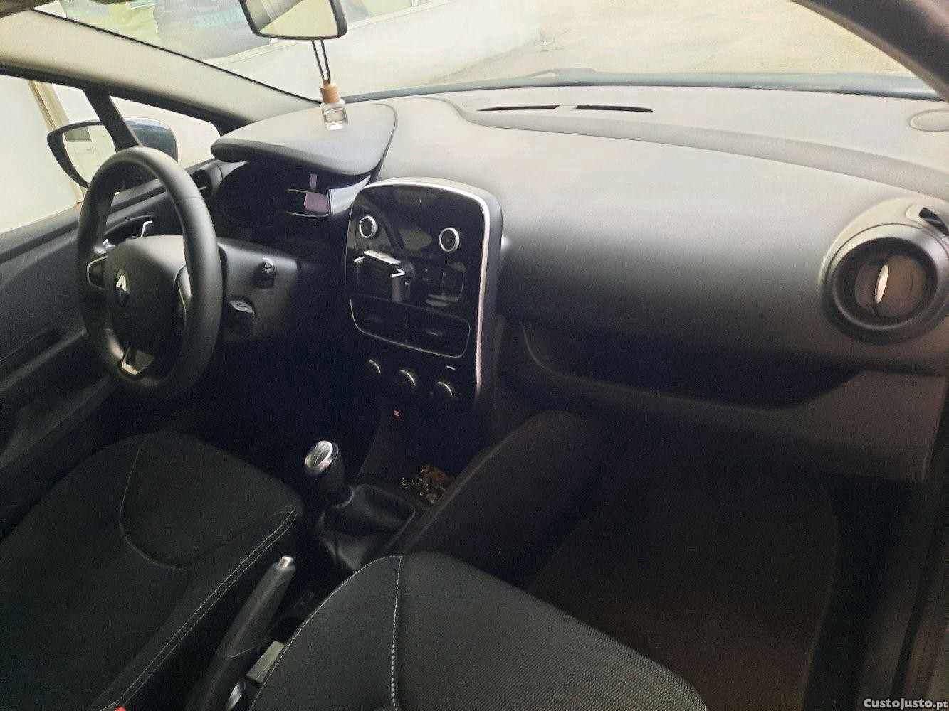 Renault Clio 1.5 dci — fotografia 3
