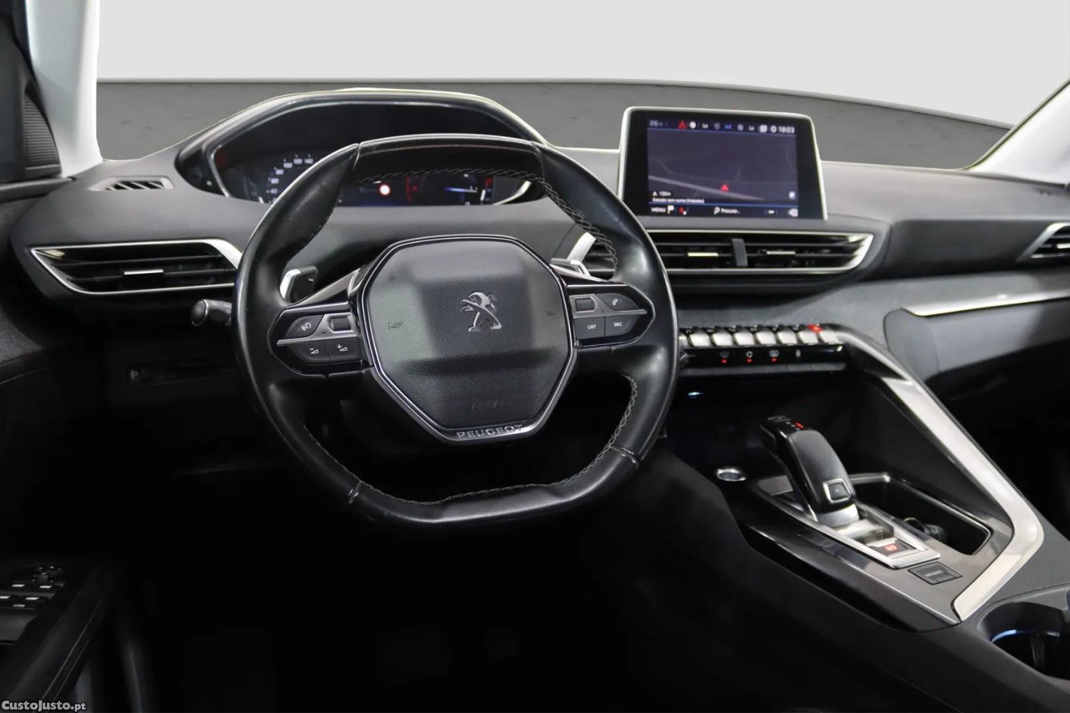 Peugeot 3008 1.2 PureTech Allure EAT6 — photo 4