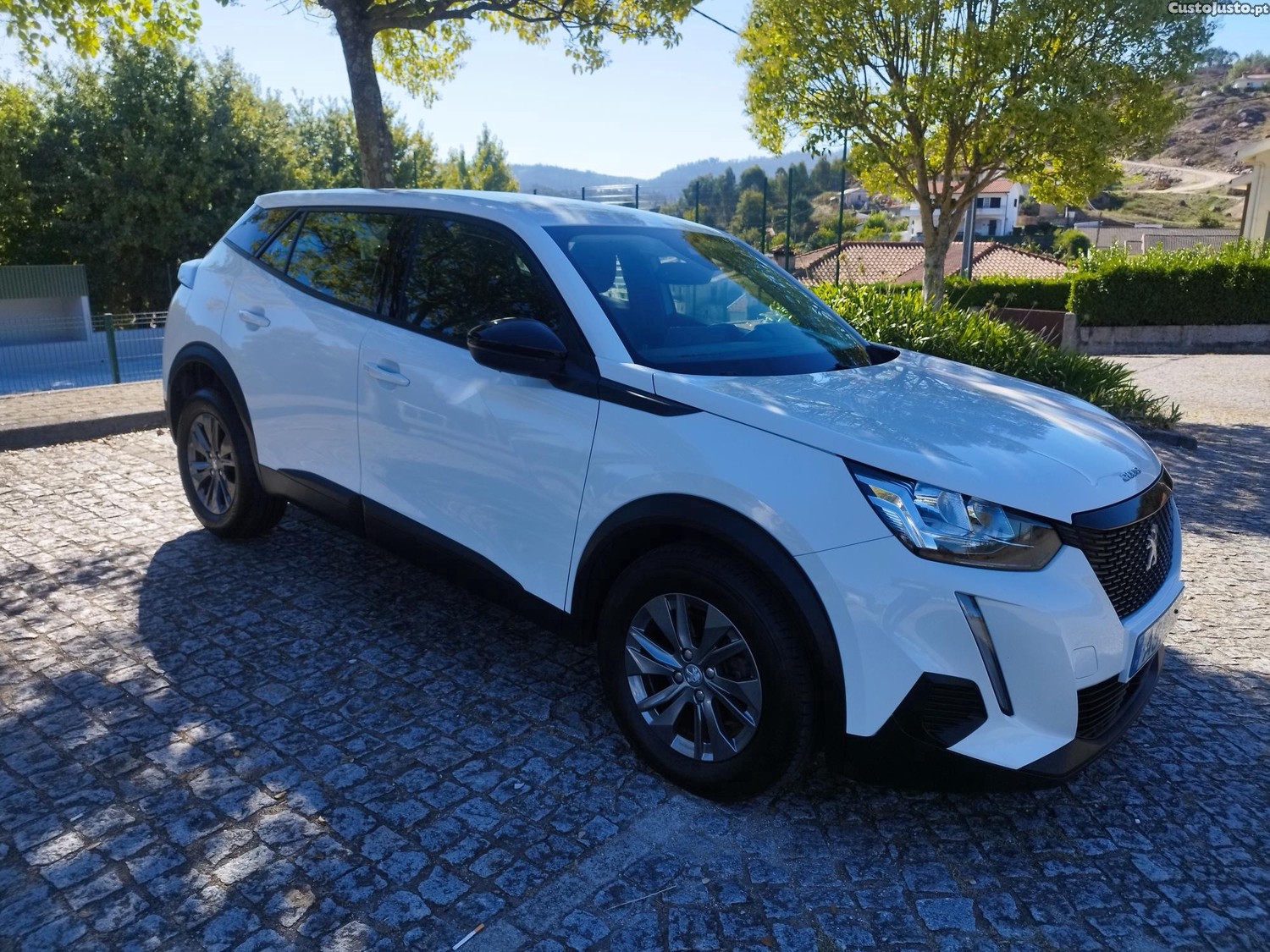 Peugeot 2008 1.5 BHDI ACTIVE PACK — fotografia 11