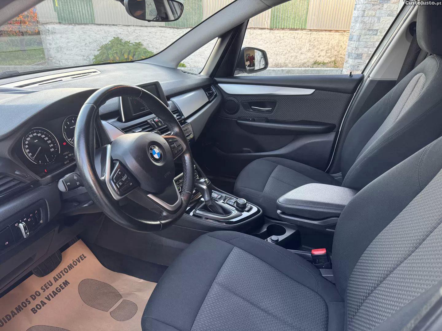 BMW 225 Active Tourer Line sport — fotografia 16