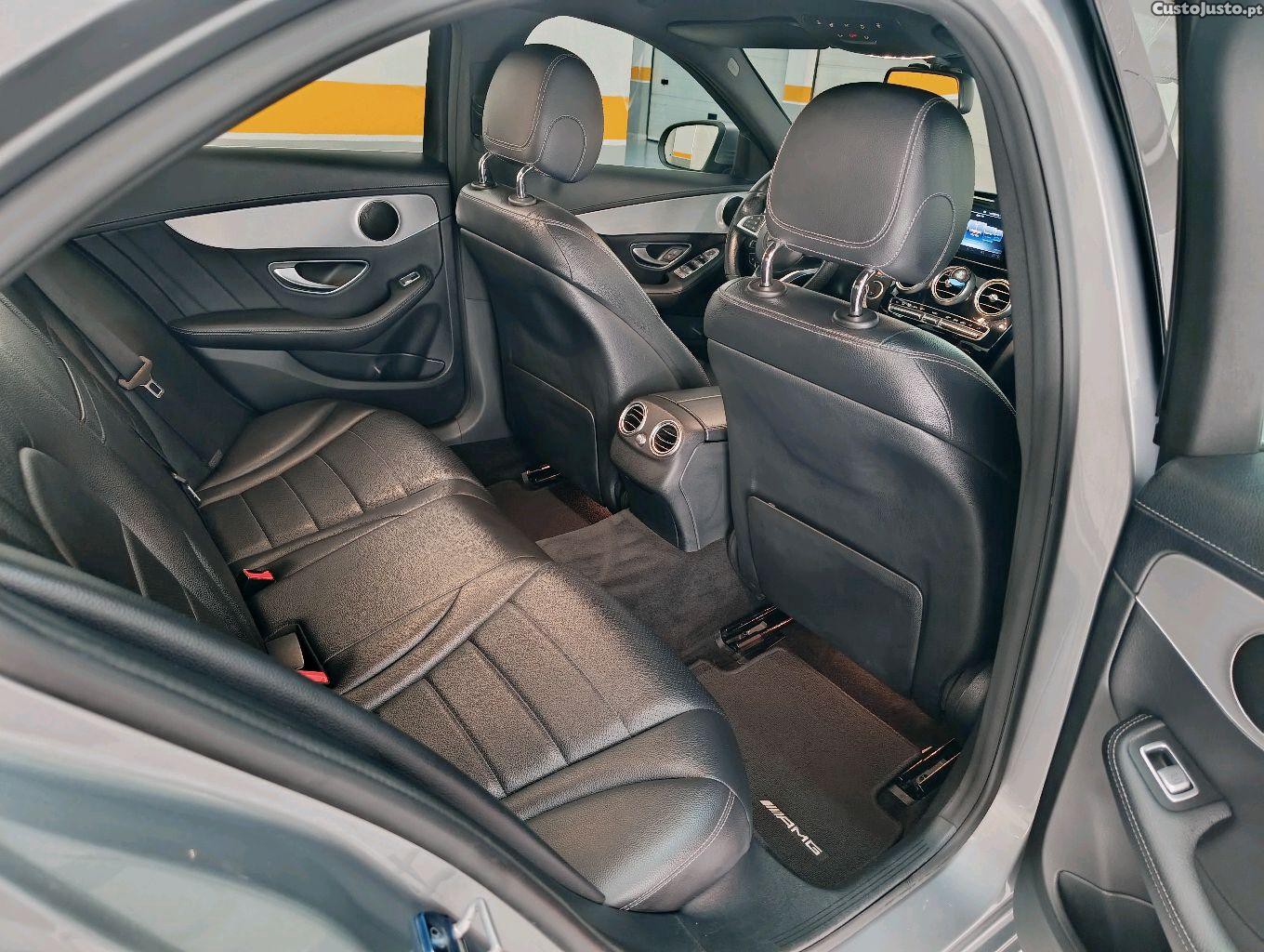 Mercedes-Benz C 200 AMG Line — fotografia 4