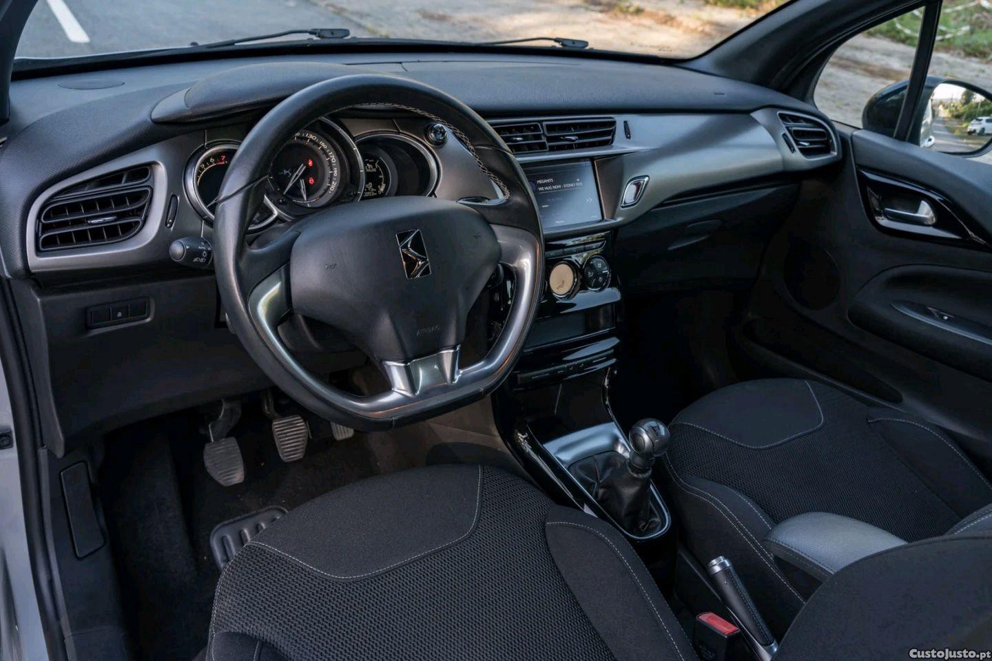 DS DS 3 1.2 PureTech Chic - 18 foto 5