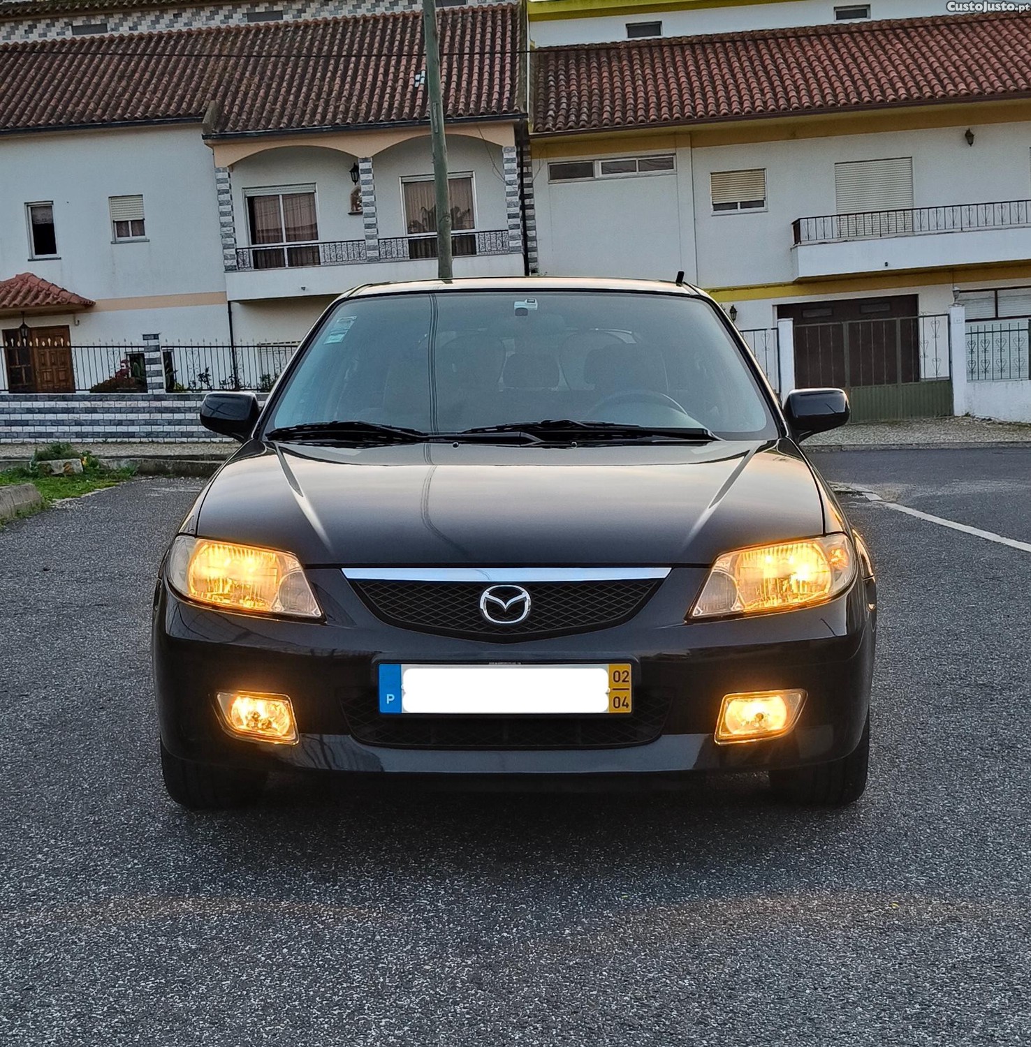 Mazda 2 (323/323F) — photo 3
