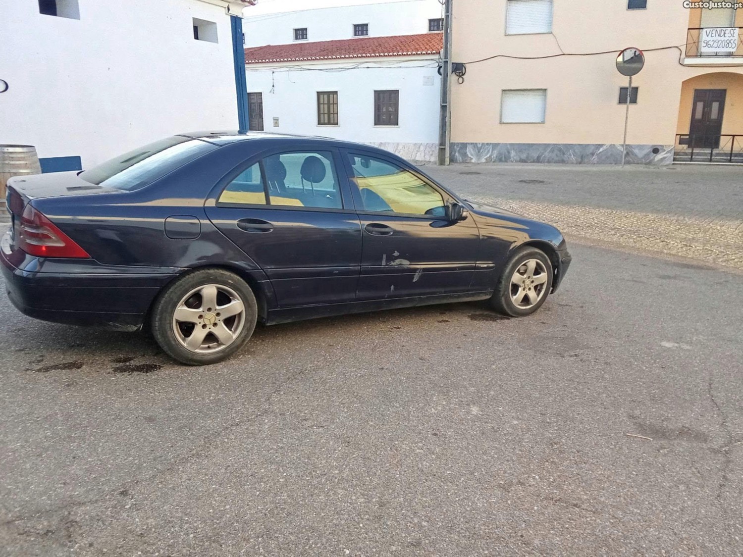Mercedes-Benz C 220 C220 - 04 foto 3