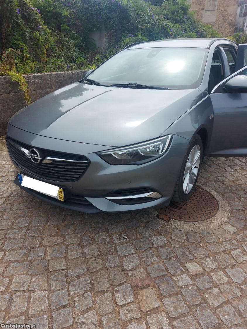 Opel Insignia Sports Tourer — photo 4