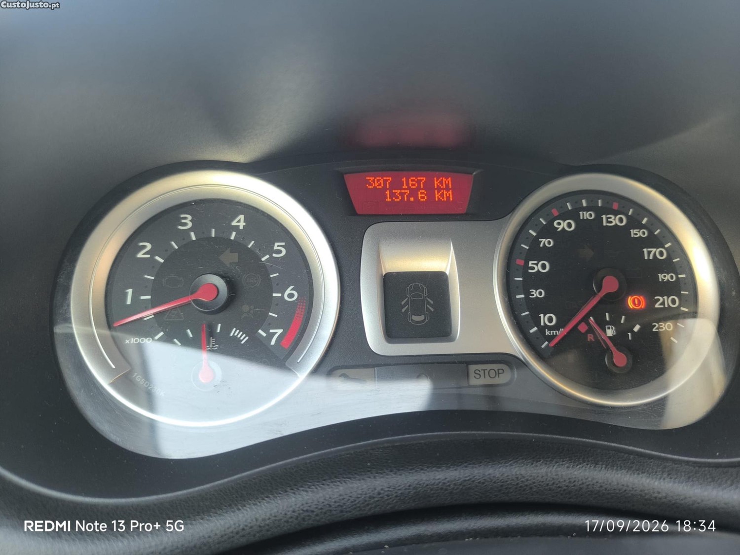 Renault Clio Expression — fotografia 10