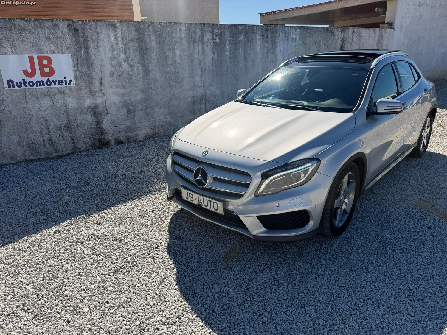 Mercedes-Benz GLA 180 d AMG Line Aut. - 16 foto 2