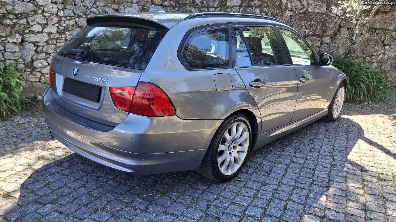 BMW 318 d Touring — fotografia 10