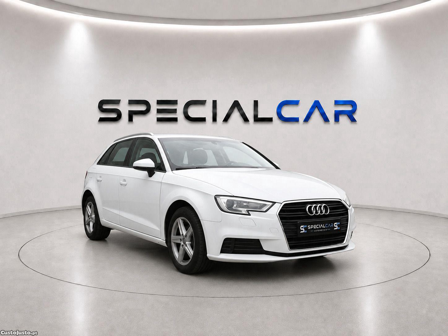 Audi A3 Sportback 30 TFSI Sport - 19 foto 3