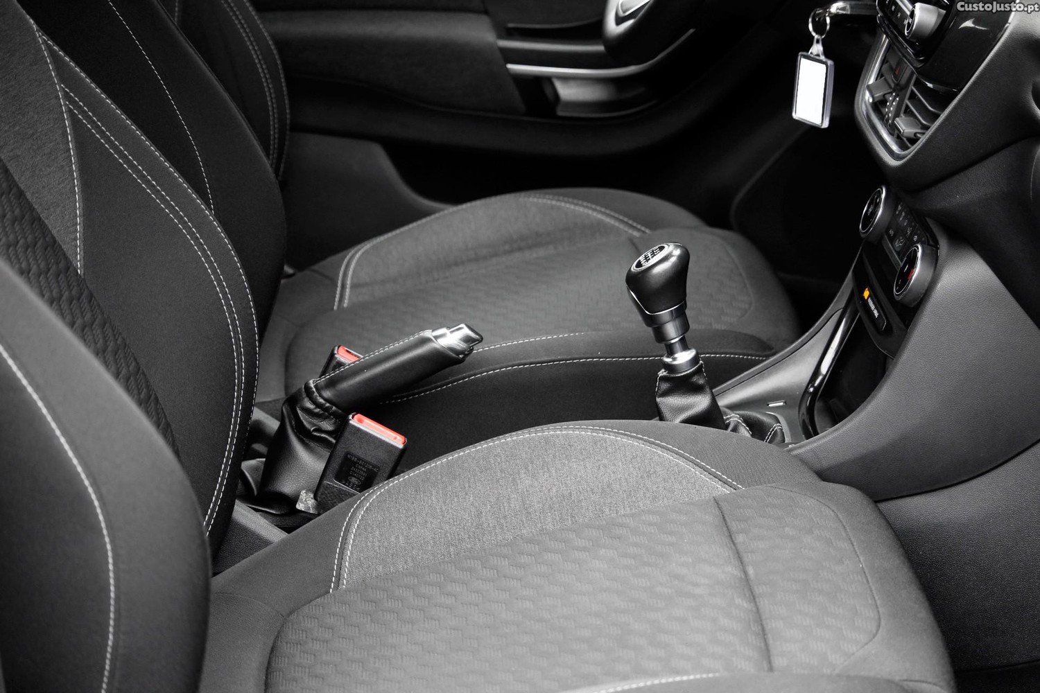 Ford Puma 1.0 EcoBoost MHEV Titanium — fotografia 10