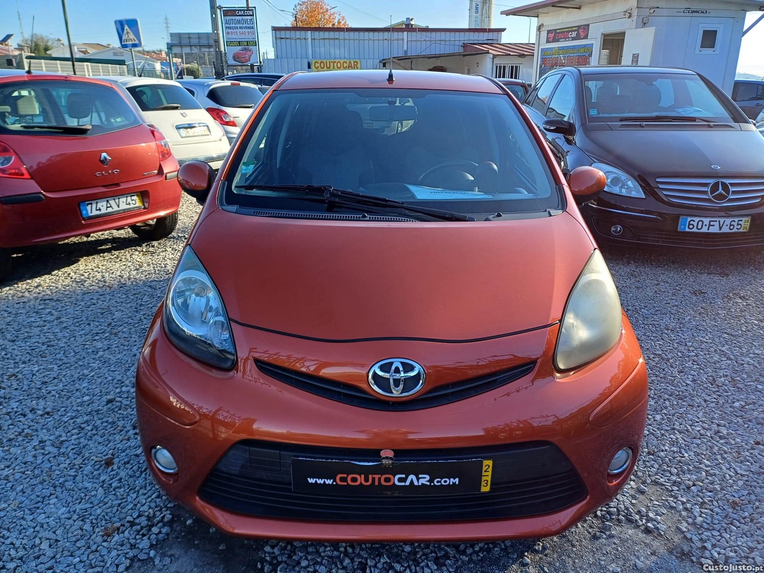 Toyota Aygo 1.0    Com  Ac        Viatura Nacional - 12 foto 3
