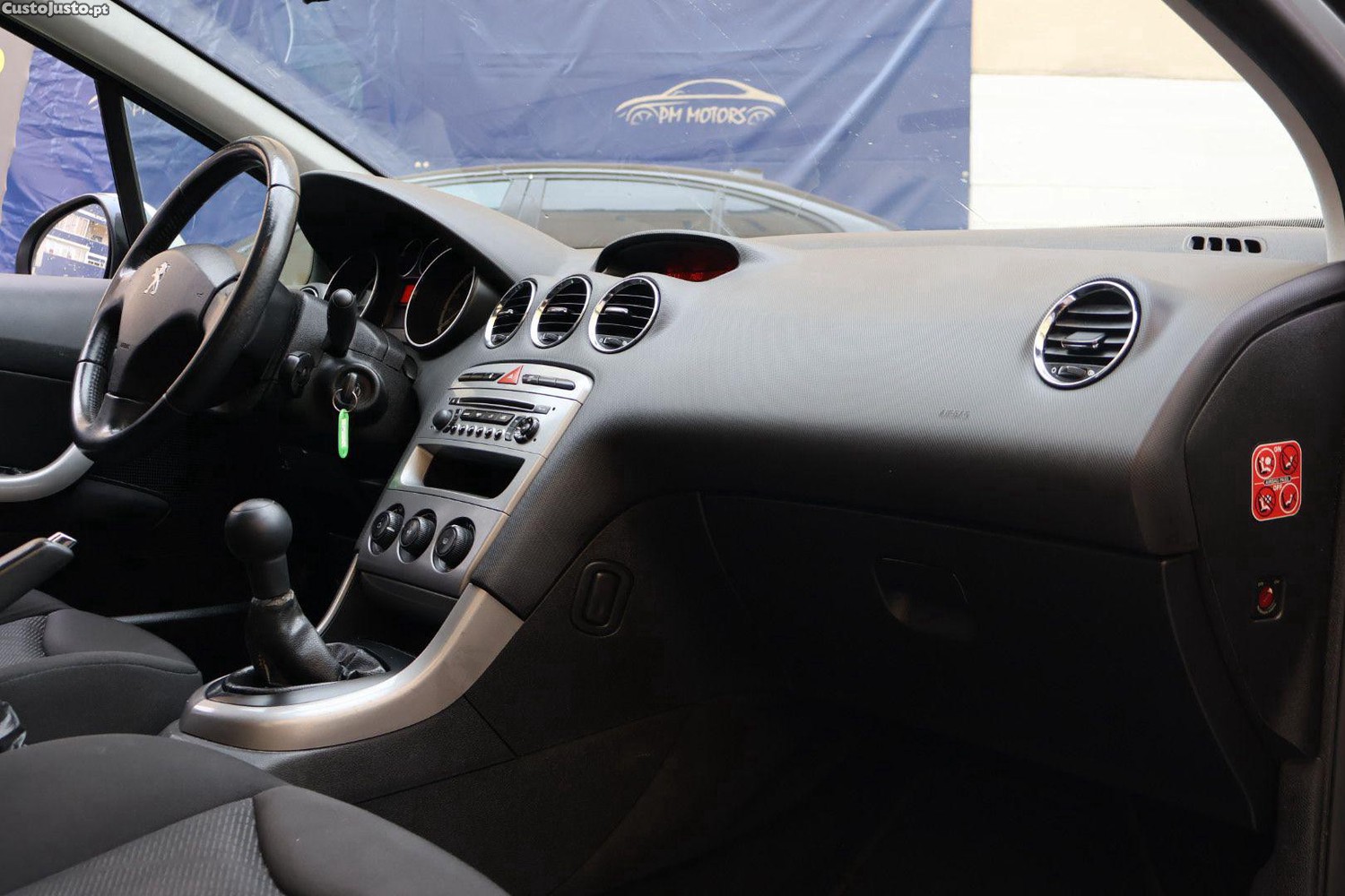 Peugeot 308 SW 1.6 Hdi — fotografia 8