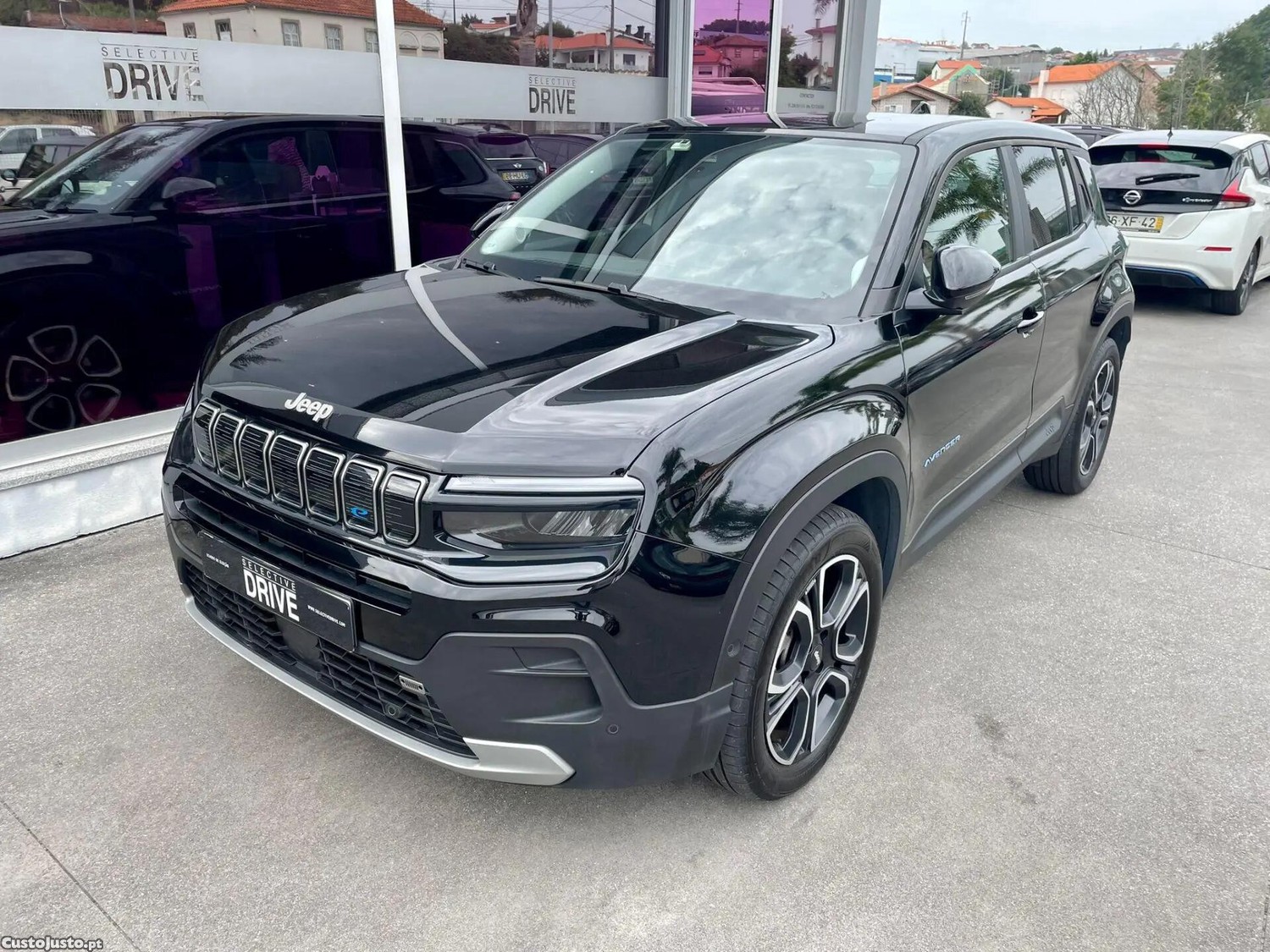 Jeep Avenger 54 kWh Summit — fotografia 13