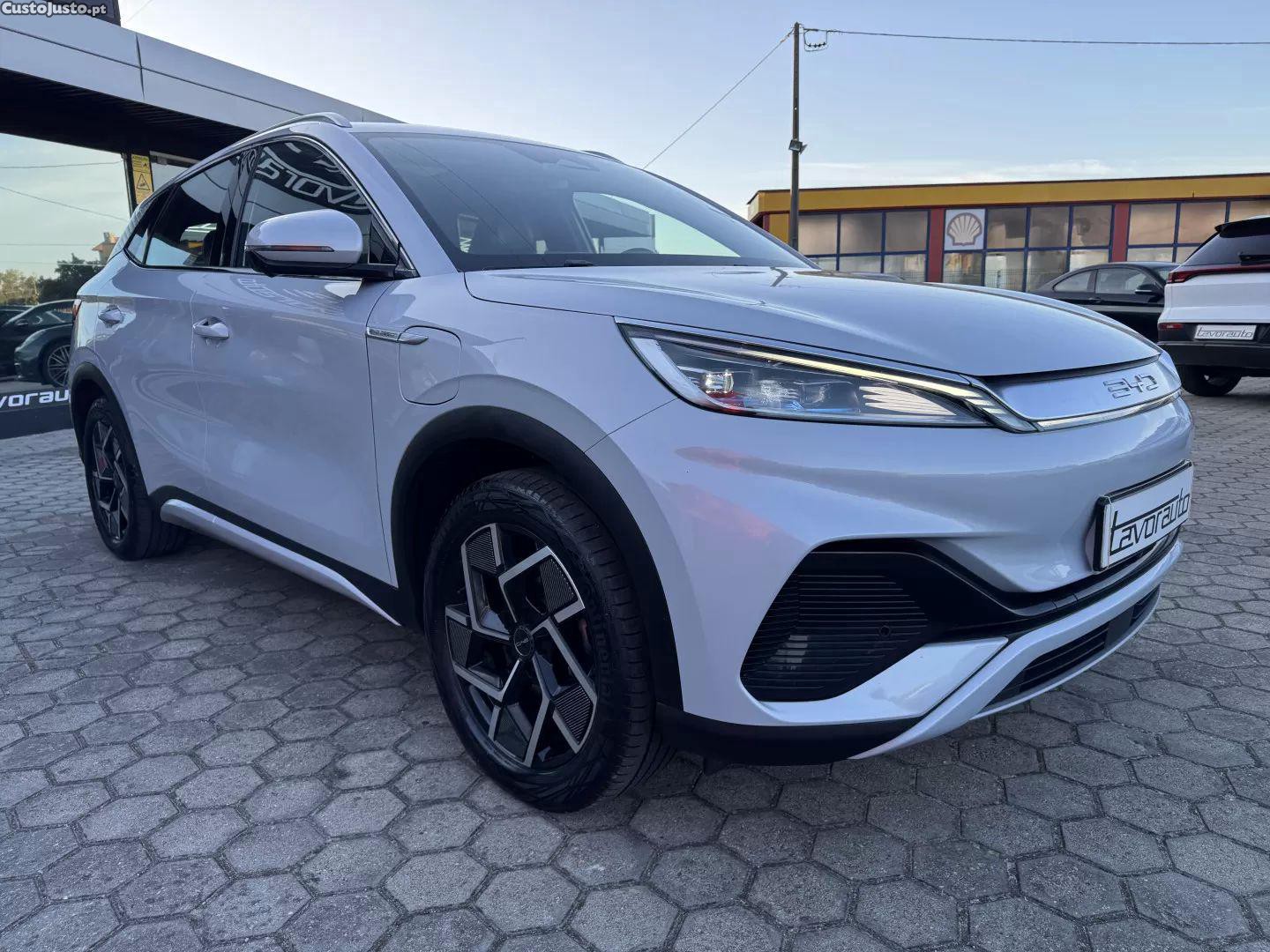 BYD Atto 3 60.48 kwh design — fotografia 30