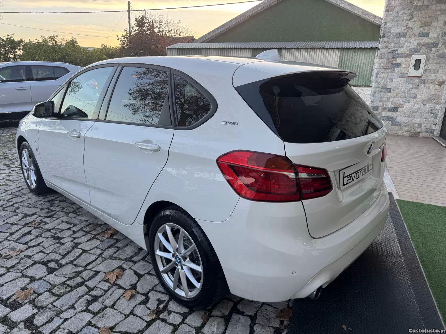 BMW 225 Active Tourer Line sport — fotografia 26
