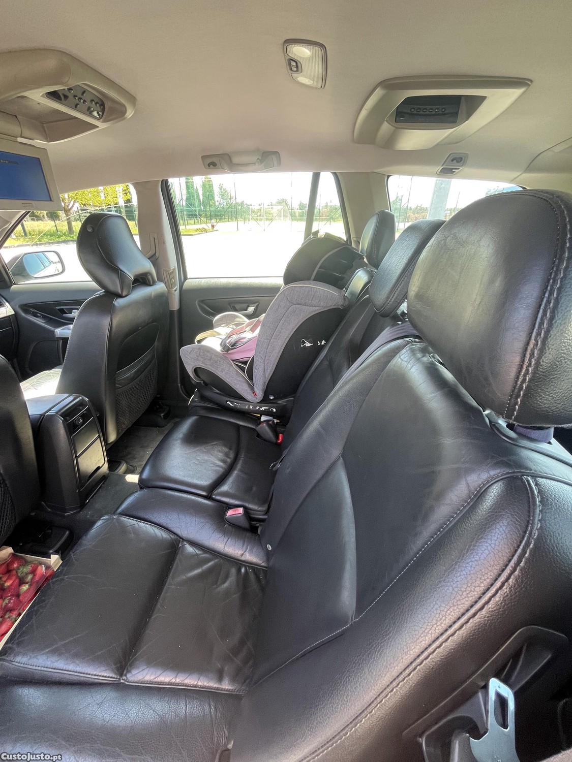 Volvo XC90 2.5T — photo 4