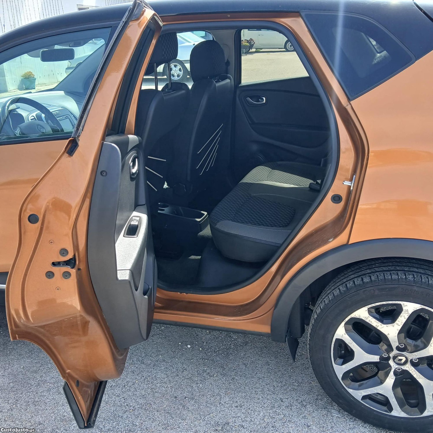 Renault Captur 0.9 TCE Exclusive — photo 5