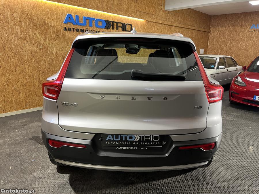 Volvo XC 40 2.0 D3 — fotografia 18
