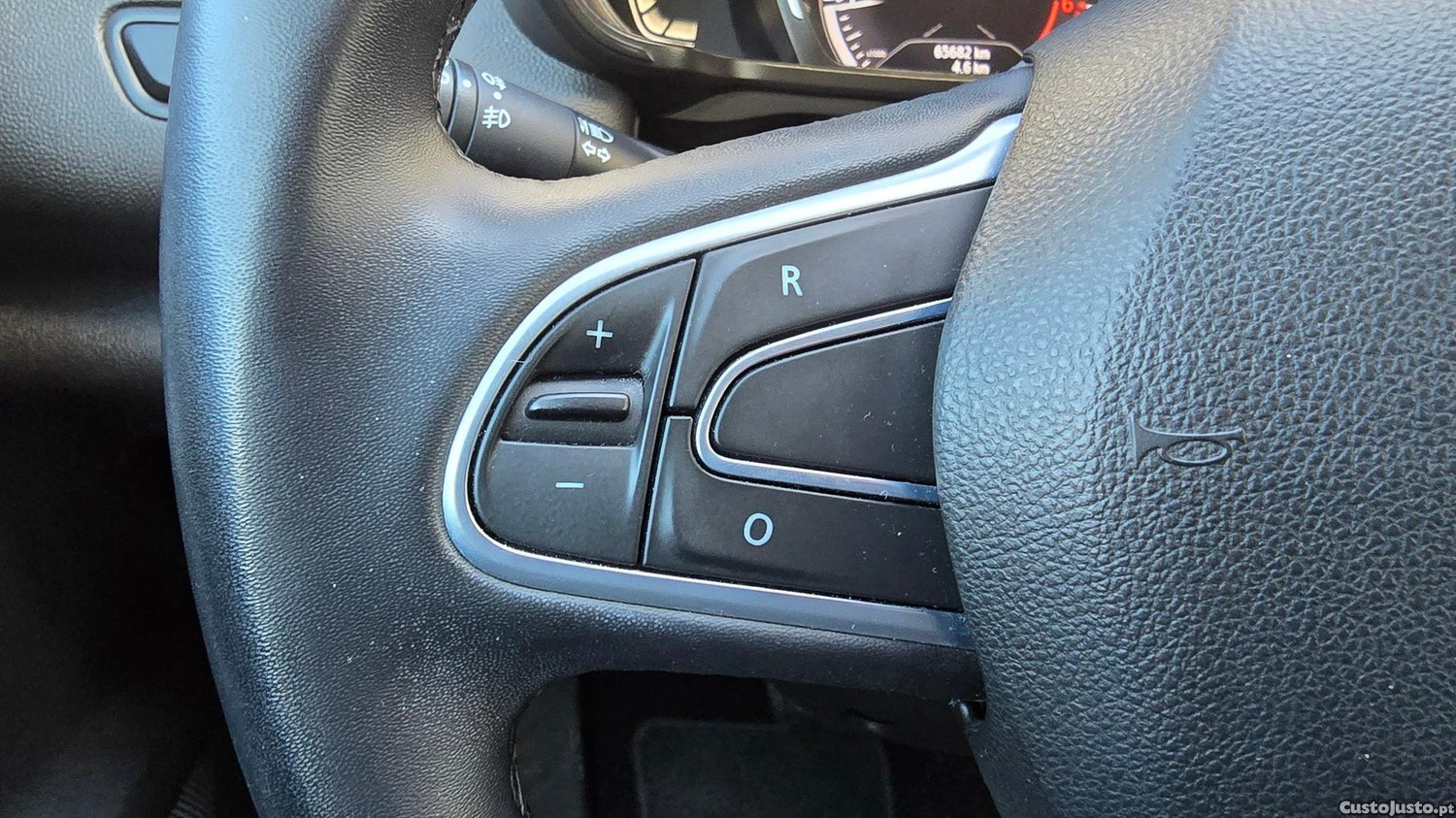 Renault Kadjar 1.3 TCe Intens EDC — fotografia 17