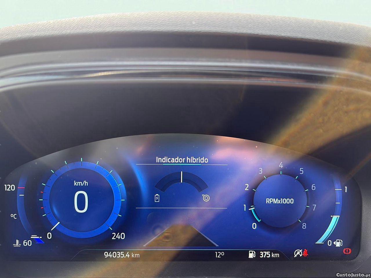 Ford Focus 1.0 EcoBoost MHEV ST-Line — fotografia 7