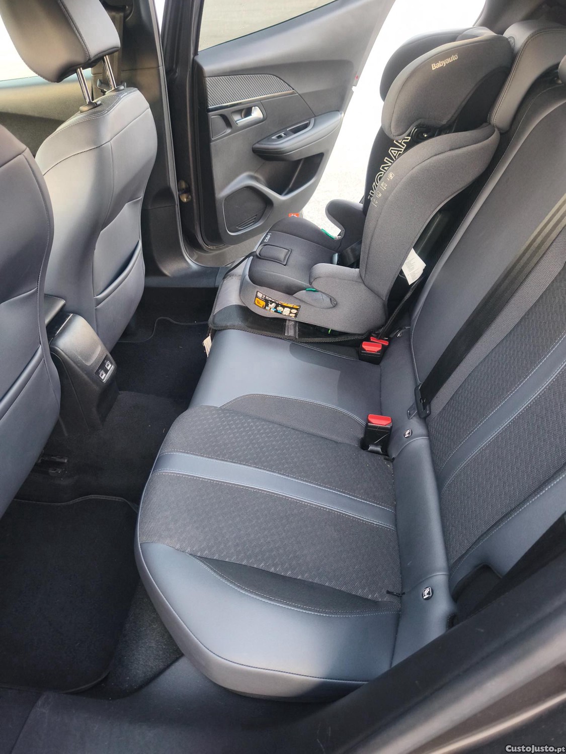 Peugeot 2008 allure — photo 5