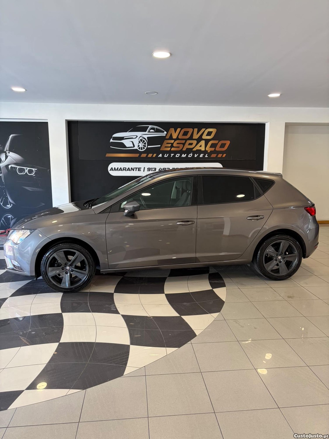 SEAT Leon 1.6 TDi Style — fotografia 10