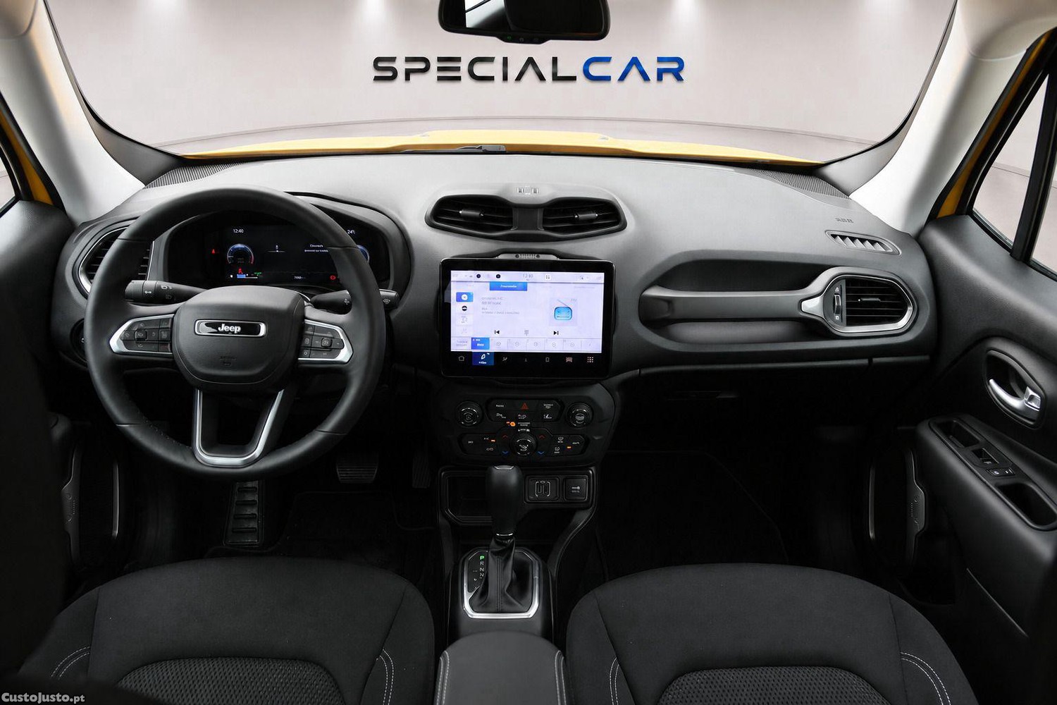 Jeep Renegade 1.5 TG e-Hybrid Altitude DCT — fotografia 10