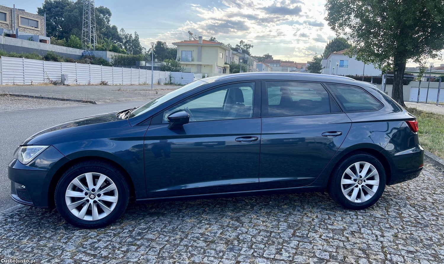 Seat Leon ST 1.6 TDI Réference — photo 4