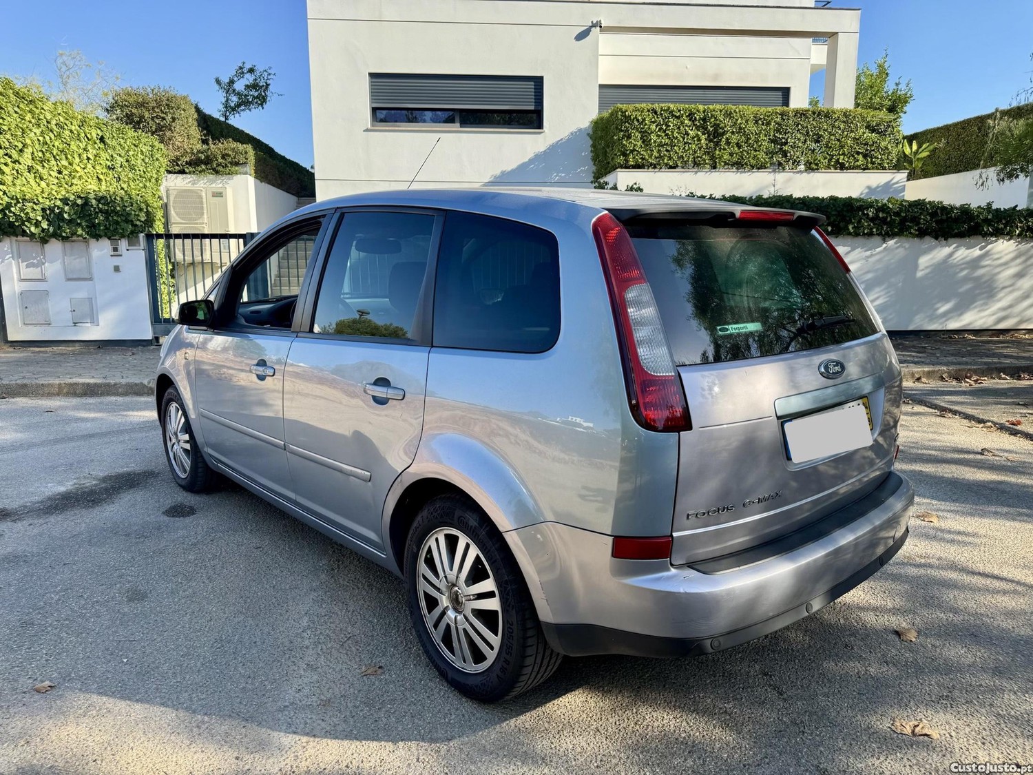 Ford C-Max 1.6 TDCI — photo 2