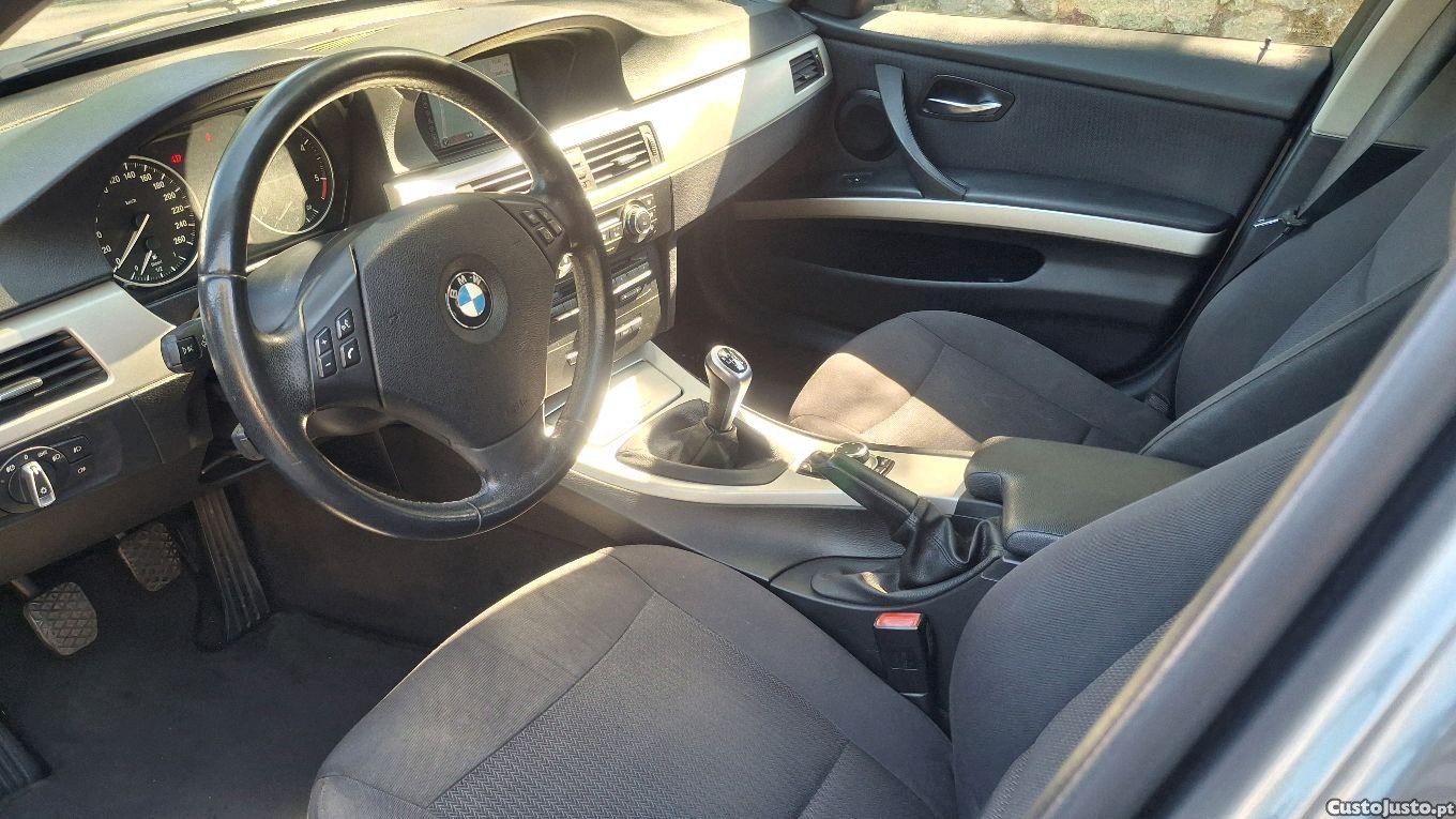 BMW 318 d Touring — fotografia 6