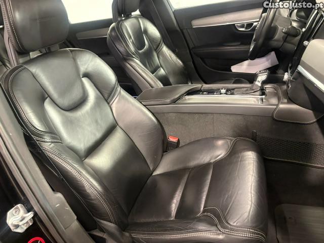 Volvo V90 D4 2.0 Inscription Geartronic - 17 foto 5