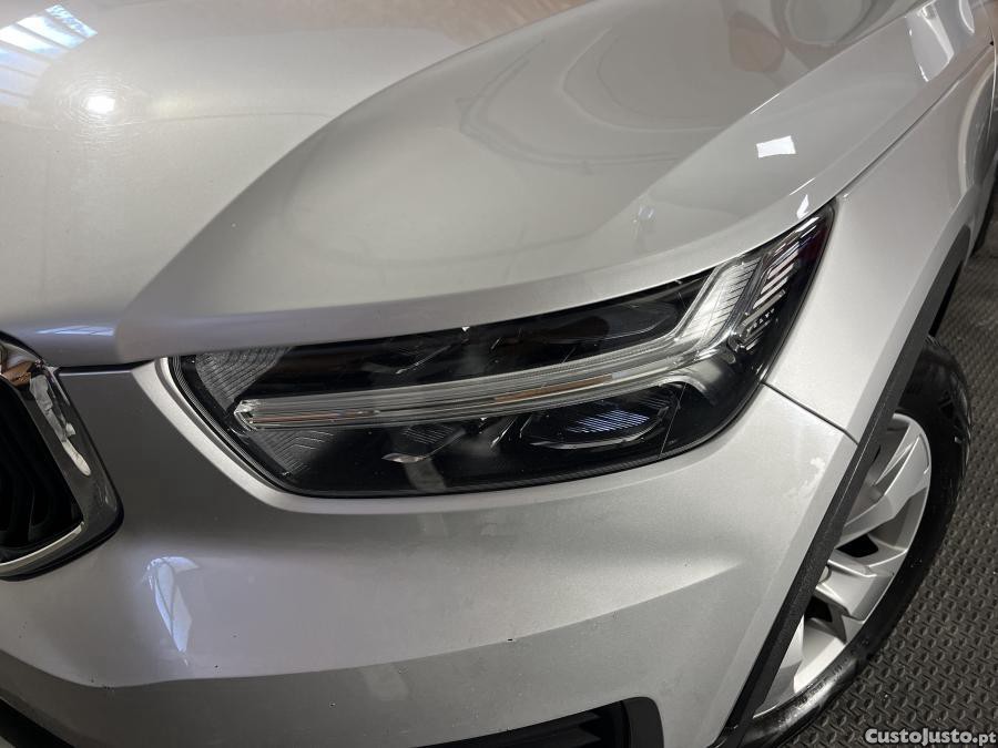 Volvo XC 40 2.0 D3 — fotografia 17