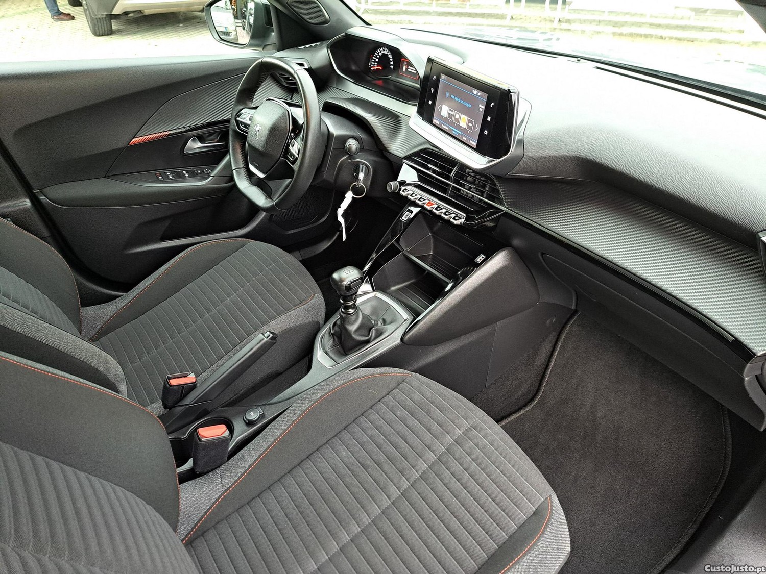 Peugeot 2008 1.2 PureTech Active Pack — fotografia 7