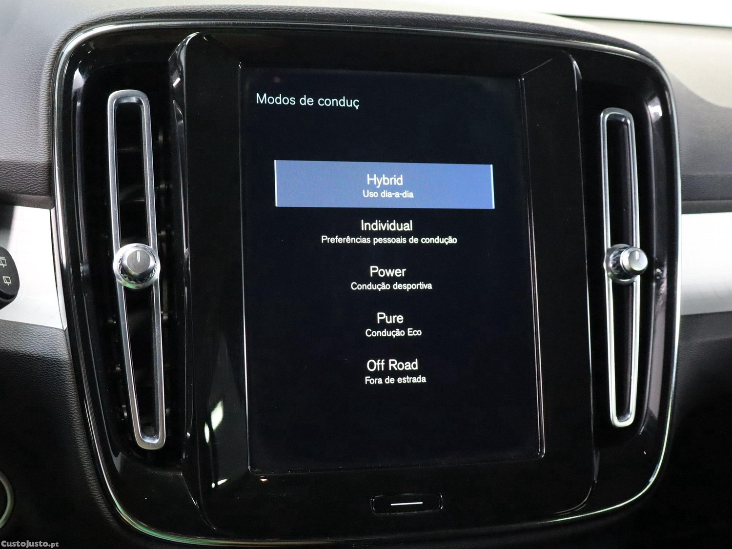 Volvo XC 40 1.5 T4 PHEV Inscription — fotografia 5
