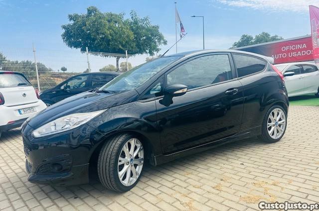 Ford Fiesta 1.0T EcoBoost Sport — photo 3