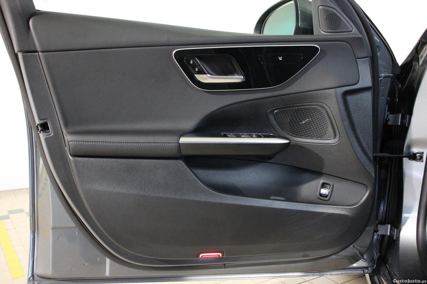 Mercedes-Benz C 300 de Avantgarde — fotografia 13