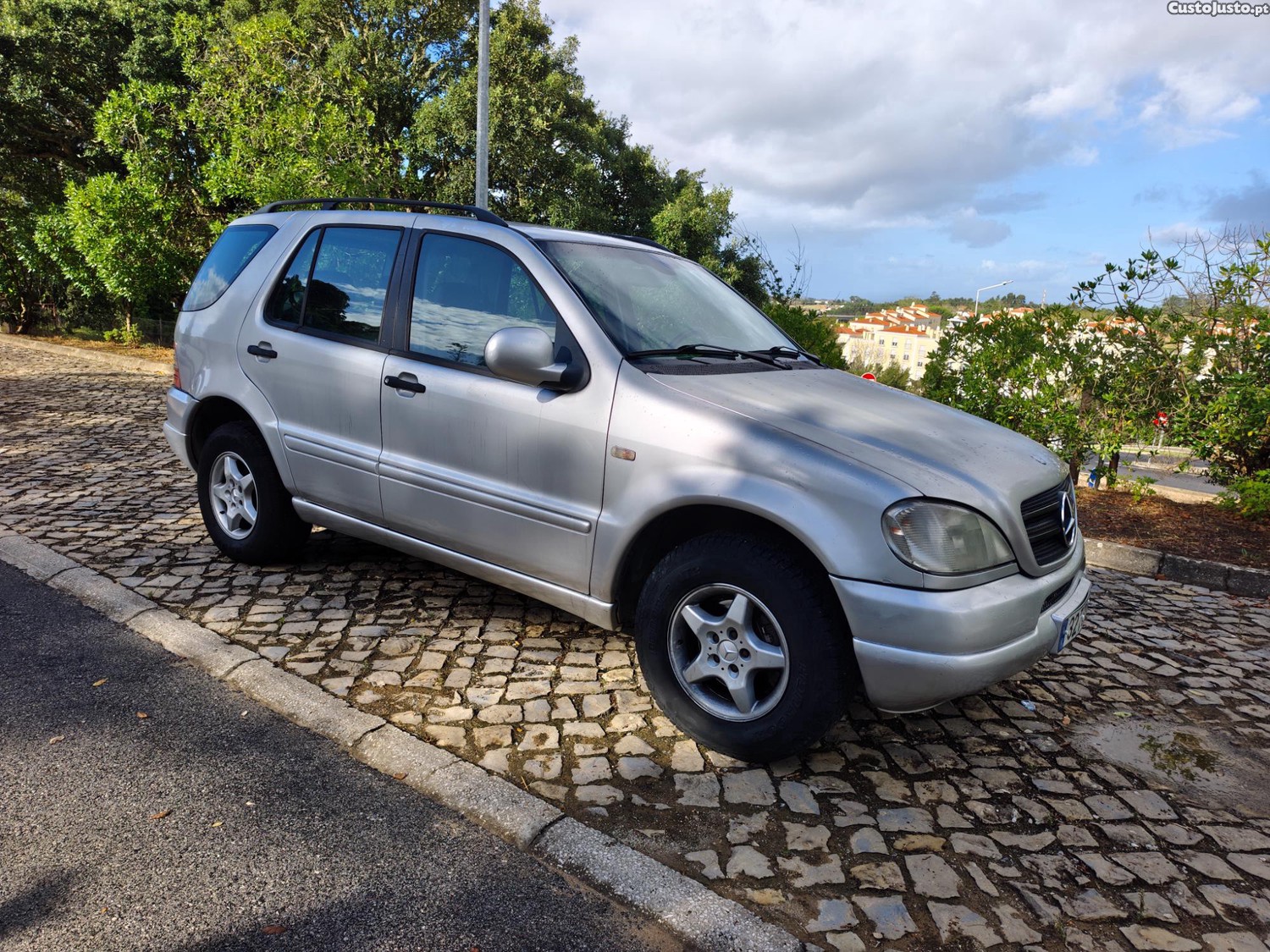 Mercedes-Benz ML 270 AVANTGARD — photo 4
