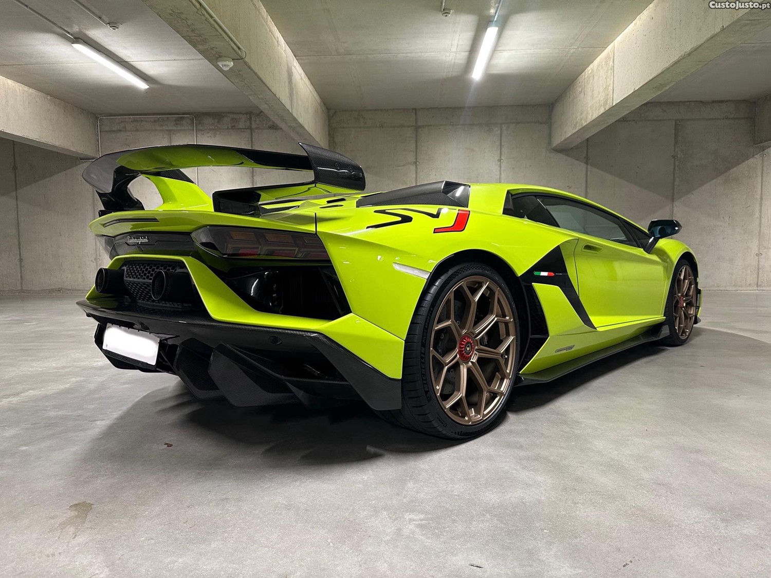 Lamborghini Aventador SVJ — fotografia 4