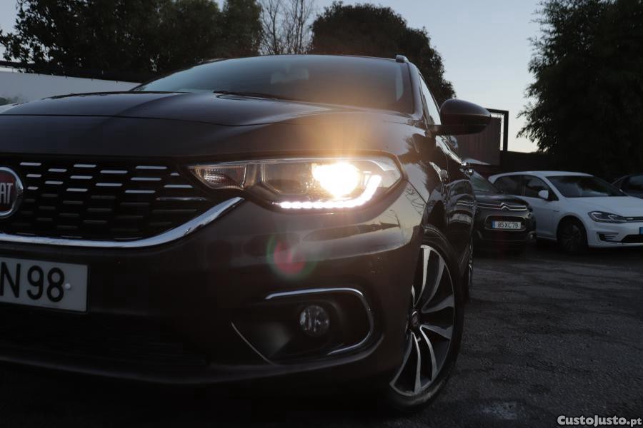 Fiat Tipo 1.6 M-Jet Lounge J17 - 18 foto 4
