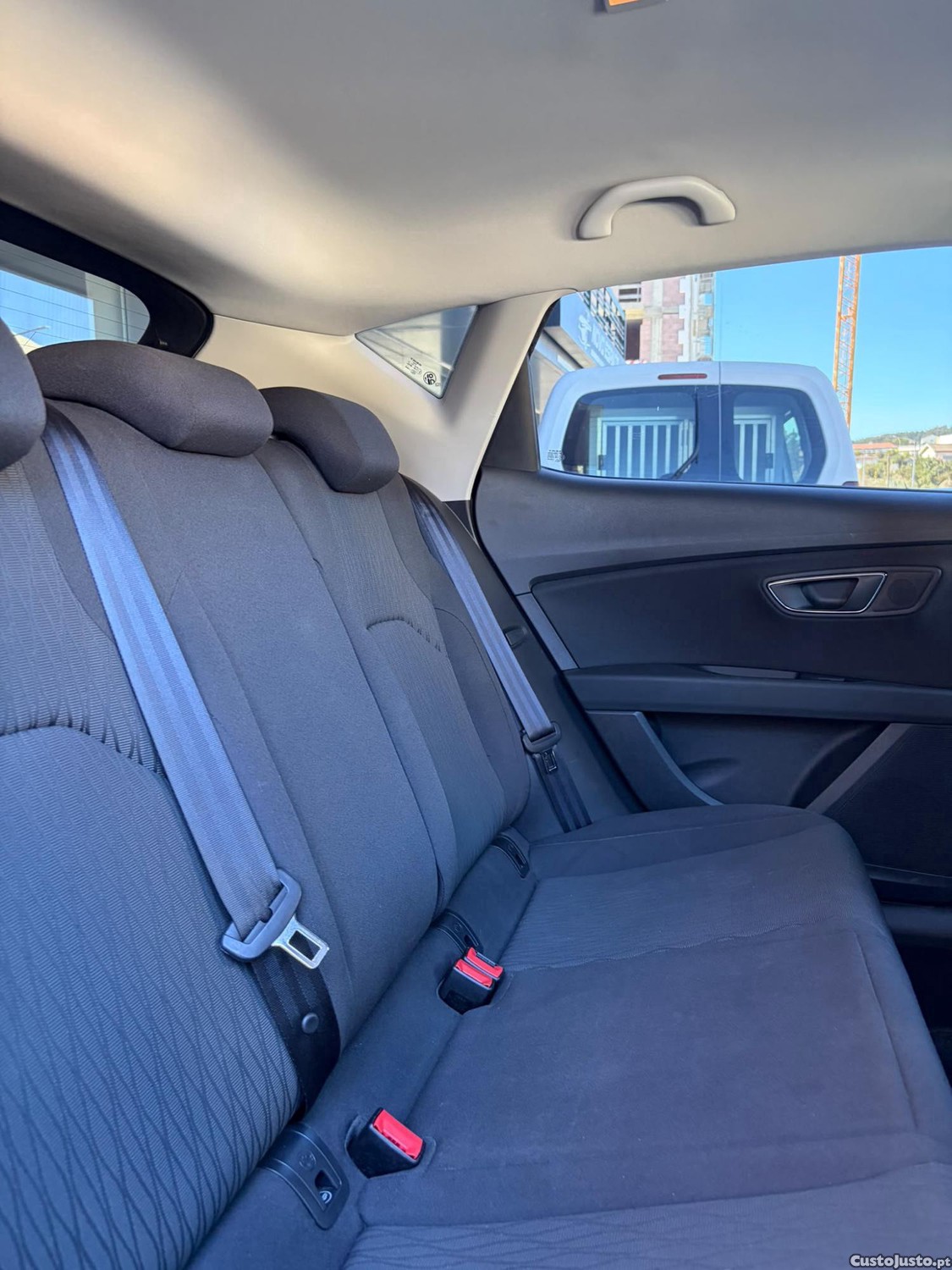SEAT Leon 1.6 TDi Style — fotografia 2