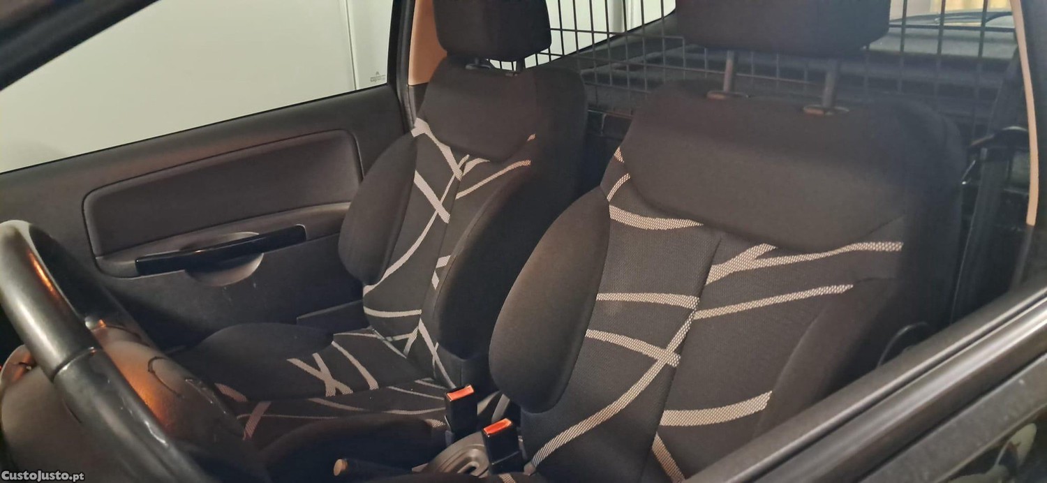 Citroën C2 VTR - 08 foto 2