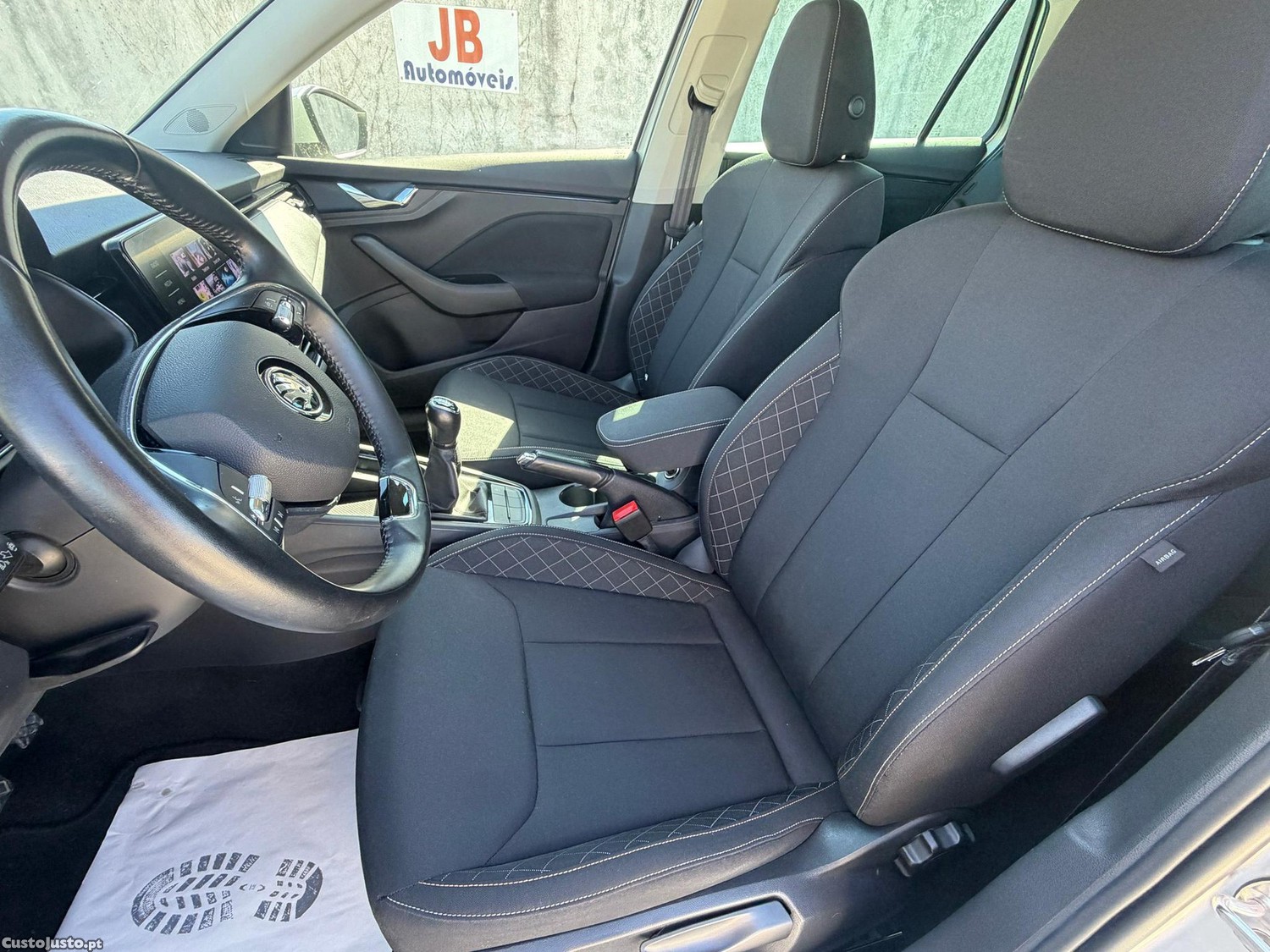 Skoda Kamiq 1.0 TSI — fotografia 5
