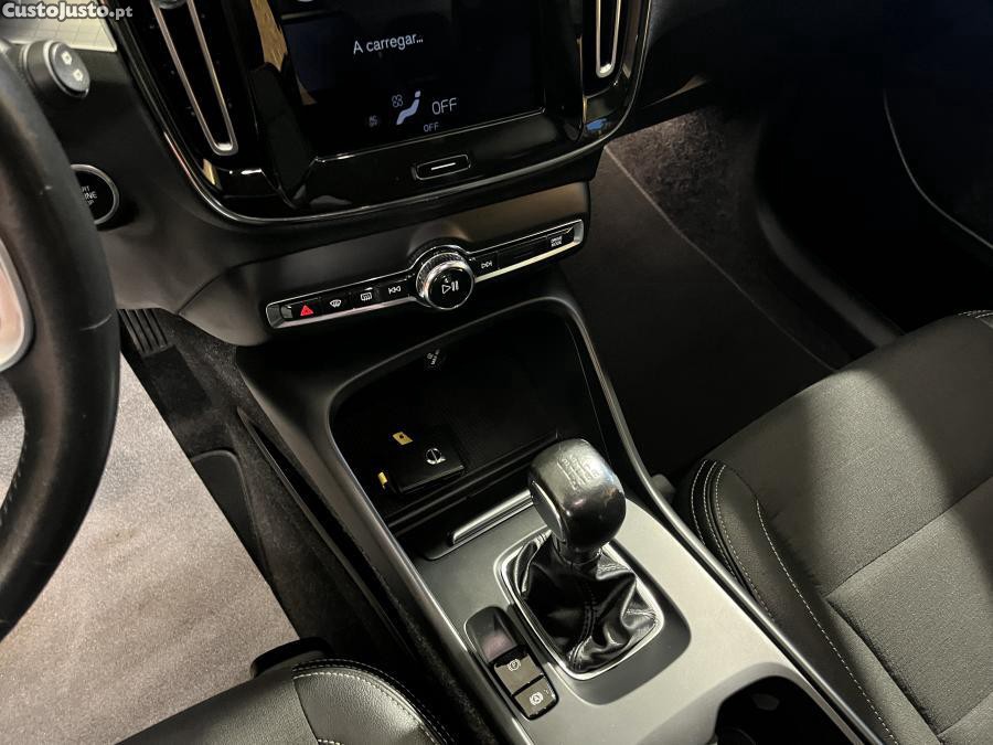 Volvo XC 40 2.0 D3 — fotografia 8