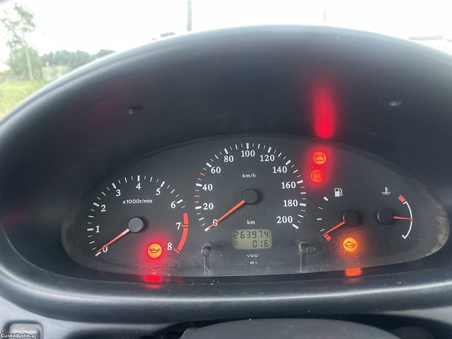 Nissan Micra GX — fotografia 7