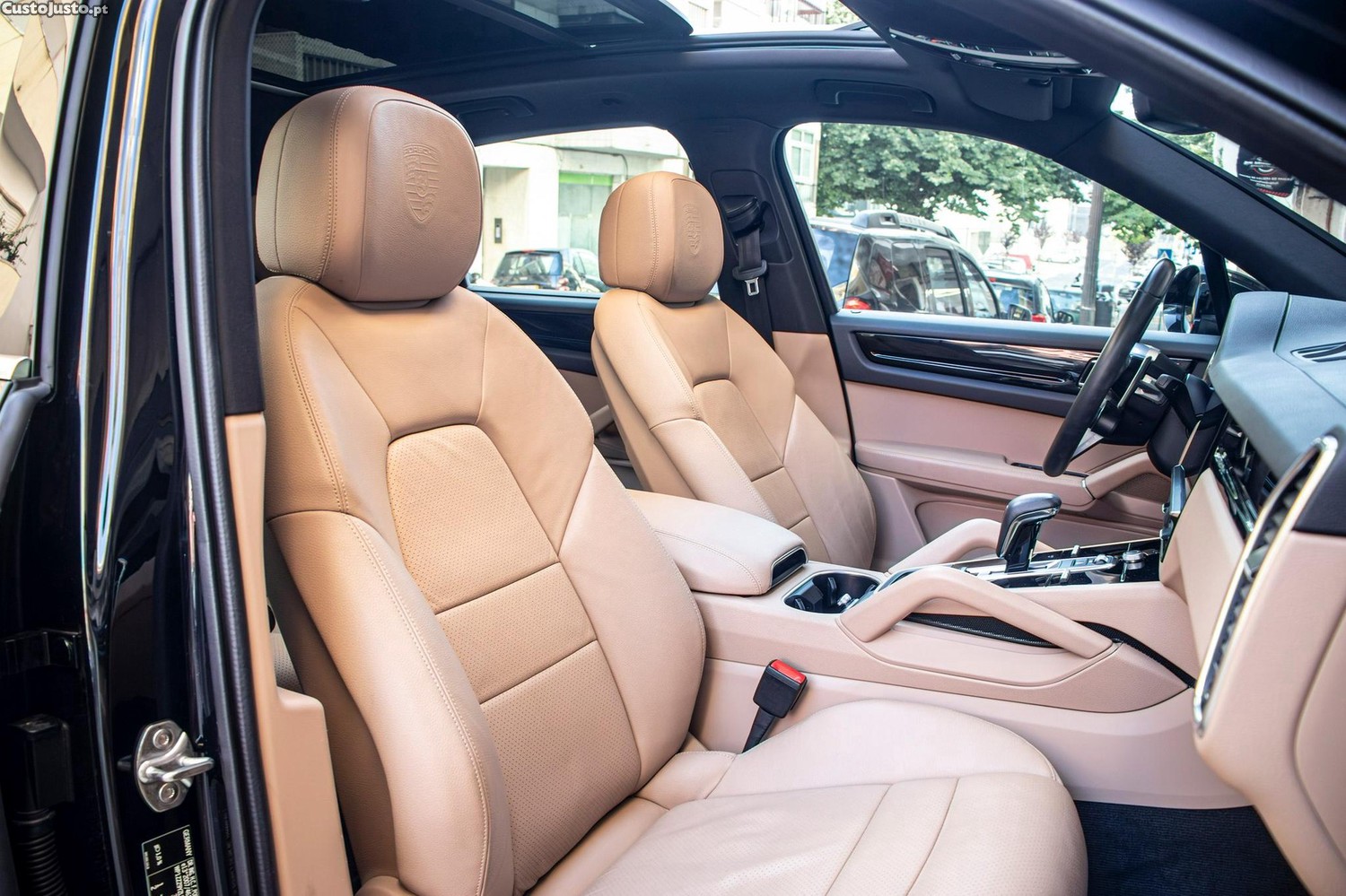 Porsche Cayenne E-Hybrid — fotografia 19