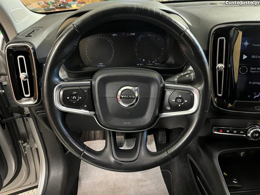 Volvo XC 40 2.0 D3 — fotografia 11