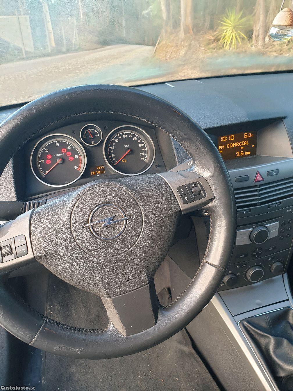 Opel Astra 1.7 cdti — photo 3