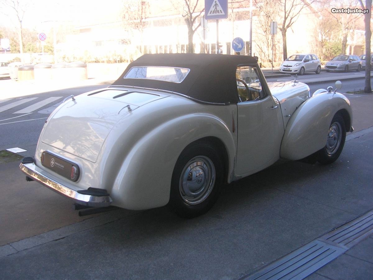 Triumph  2000 Sport — photo 3
