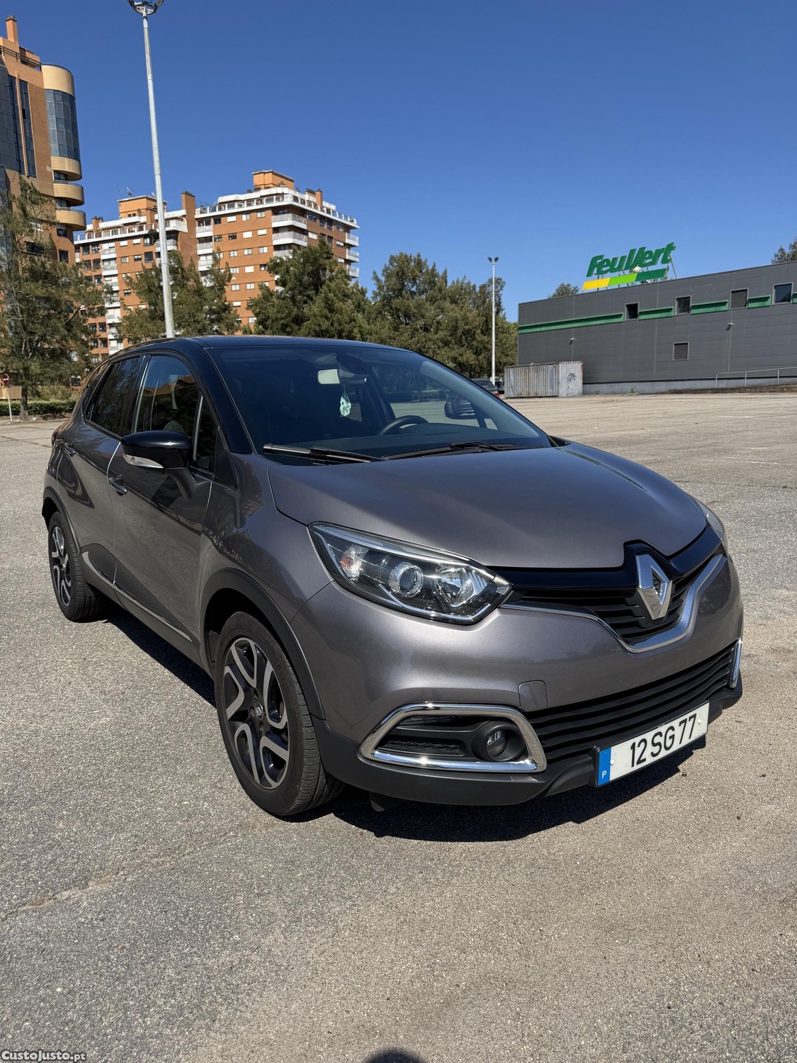 Renault Captur 1.5Dci - 16 foto 2